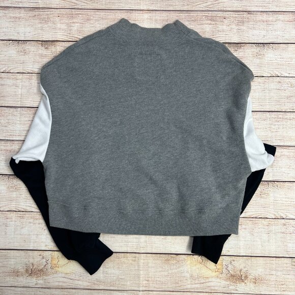 Hollister Gray Black White Colorblock Crop Sweatshirt Mock Neck Womens Small - Picture 2 of 10